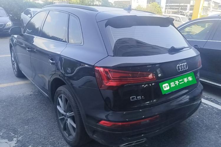 Audi Q5 2023 — фото 4