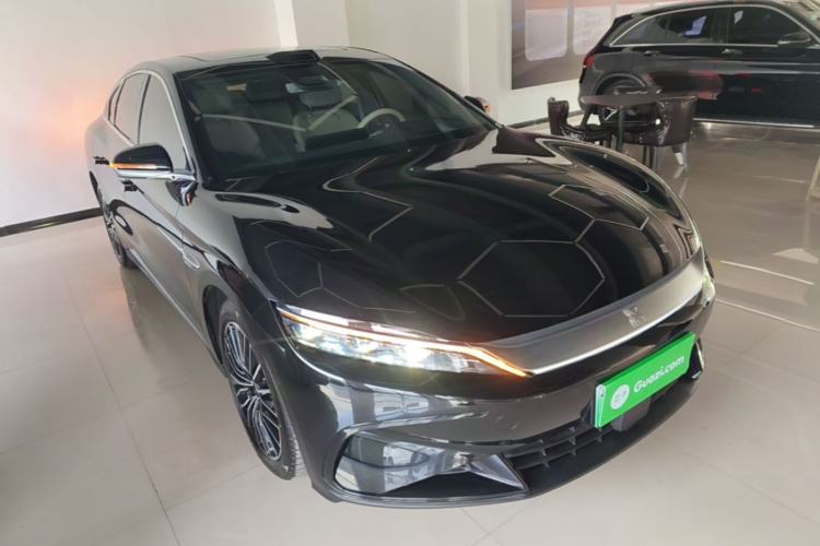 BYD Han 2025 — 3