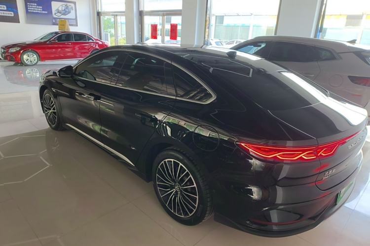 BYD Han 2025 — 4
