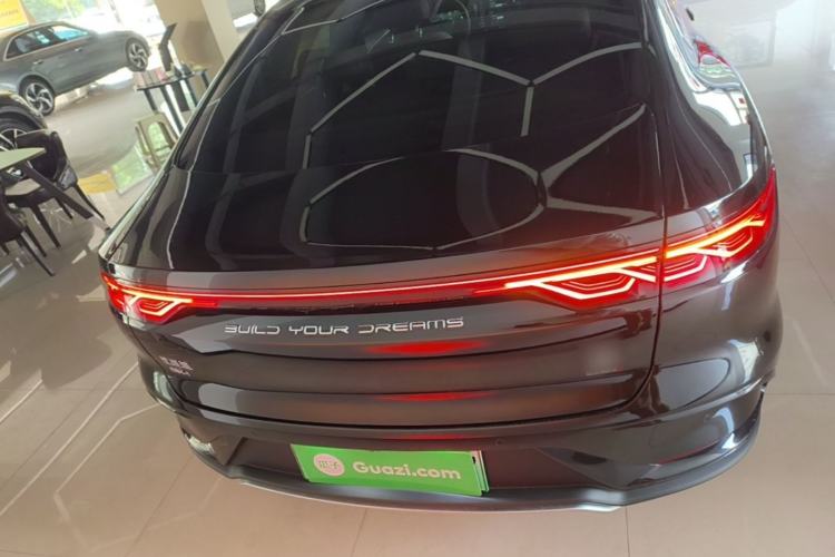 BYD Han 2025 — 5