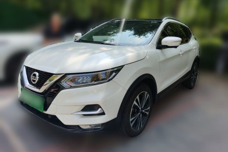 Nissan Qashqai 2022 — фото 1