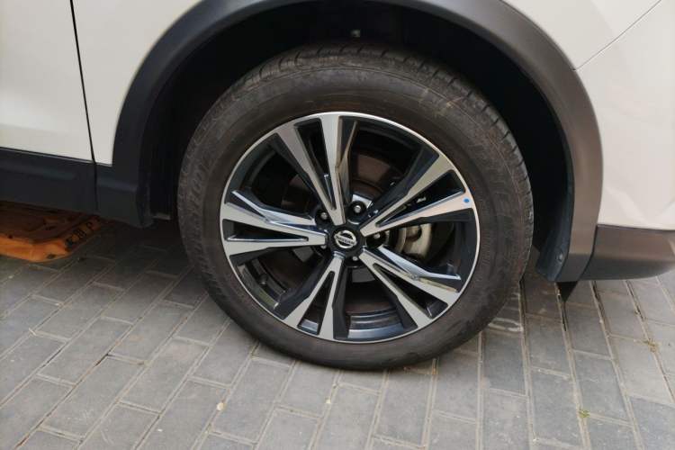 Nissan Qashqai 2022 — фото 2