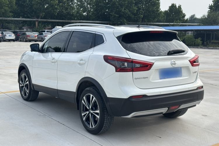 Nissan Qashqai 2022 — фото 4