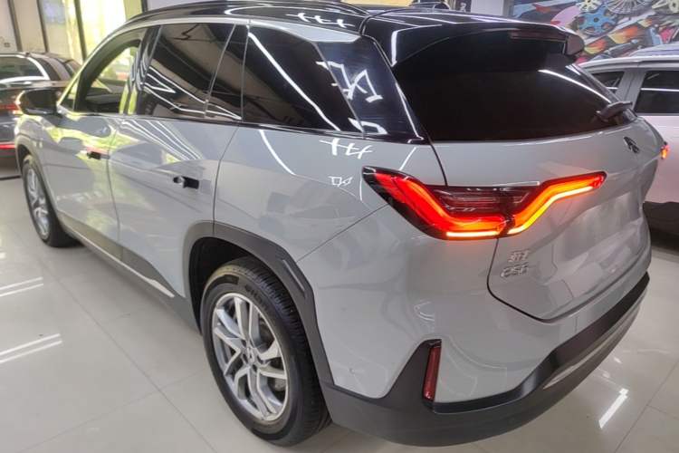 NIO ES6 2020 — 4
