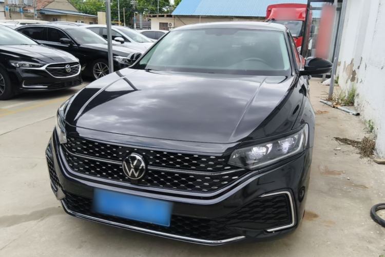 Volkswagen Passat 2023 — 2