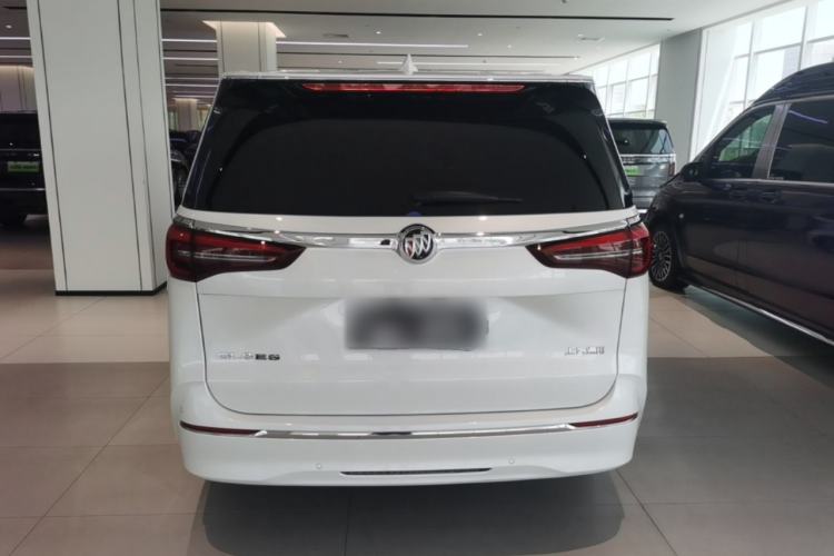Buick GL8 2023 — 5