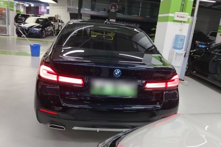 BMW 535Le 2022 — 5