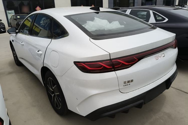 BYD Qin L 2026 — 4