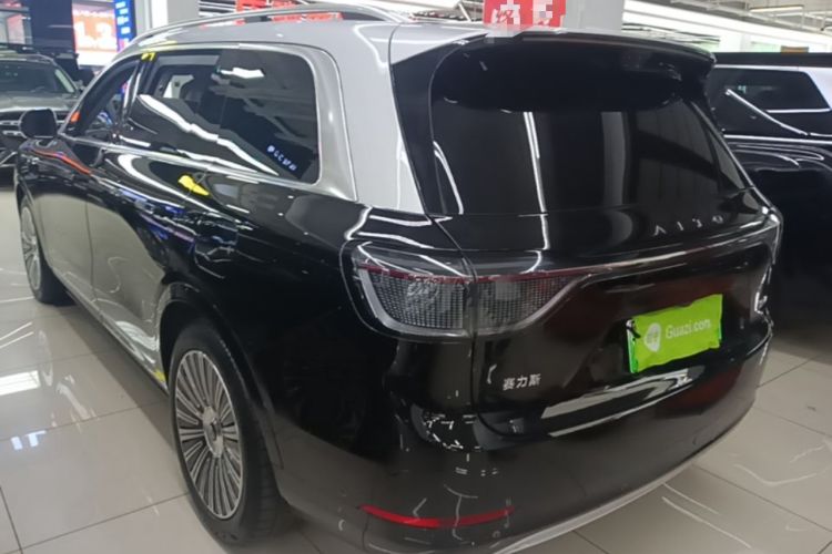 AITO M9 2025 — 4