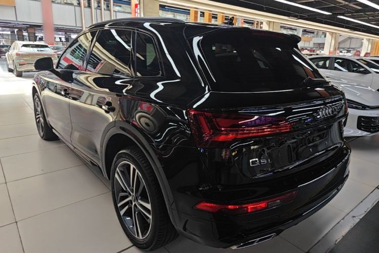 Audi Q5 2024 — 4