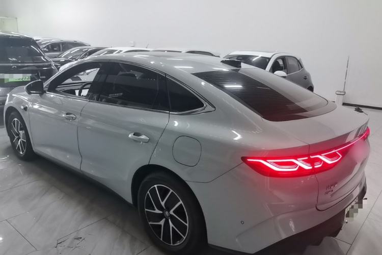 BYD Qin L 2025 — фото 4