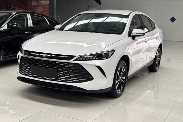 BYD Qin Plus 2025 — фото 1