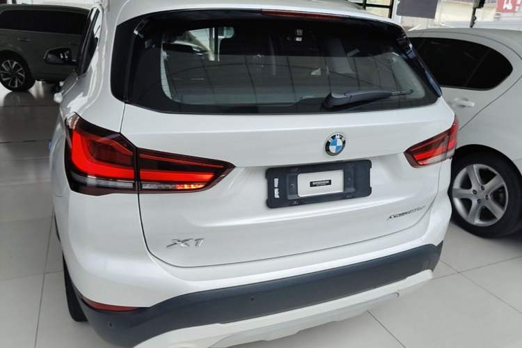 BMW X1 2020 — фото 5