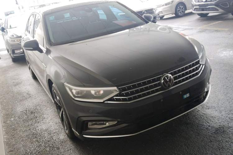 Volkswagen Magotan 2024 — 3