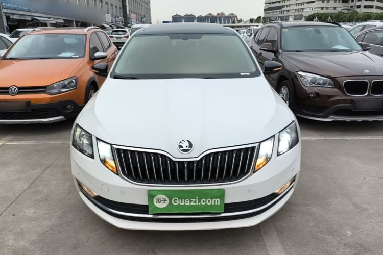 Skoda octavia 2020 — фото 2