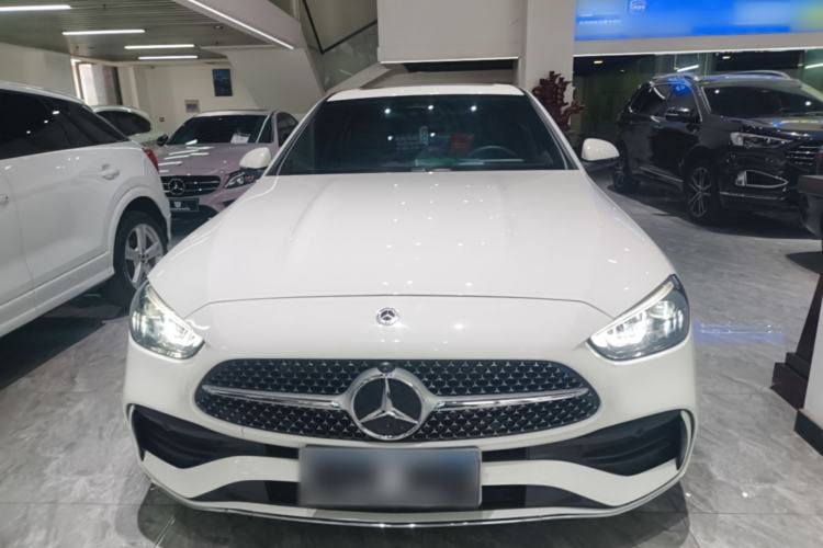 Mercedes-Benz C 200 L 2025 — 2