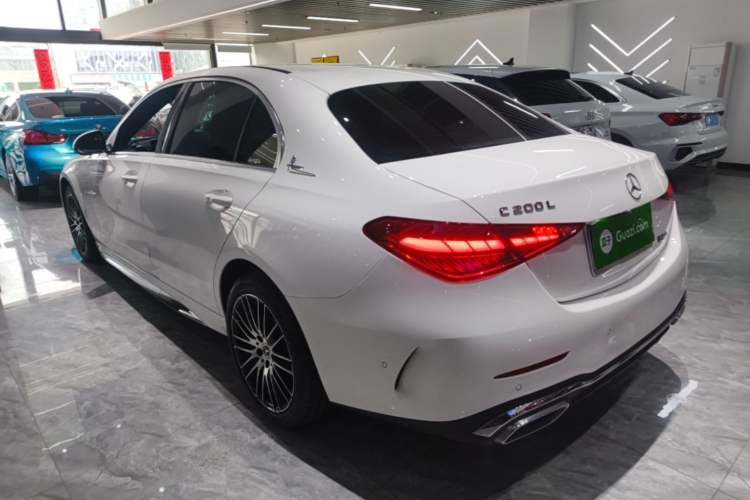 Mercedes-Benz C 200 L 2025 — 4
