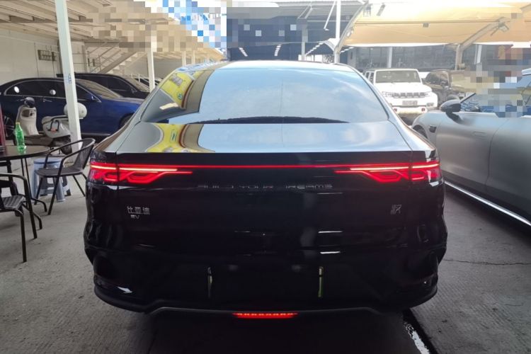 BYD Han 2025 — 5