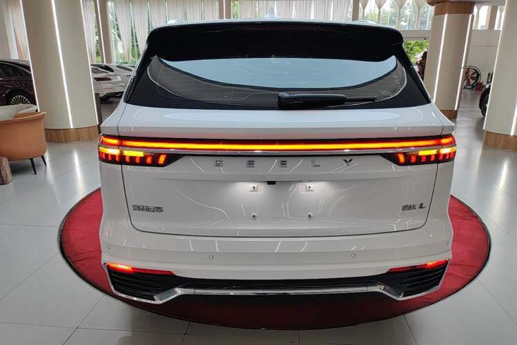 Geely Monjaro L 2021 — фото 5