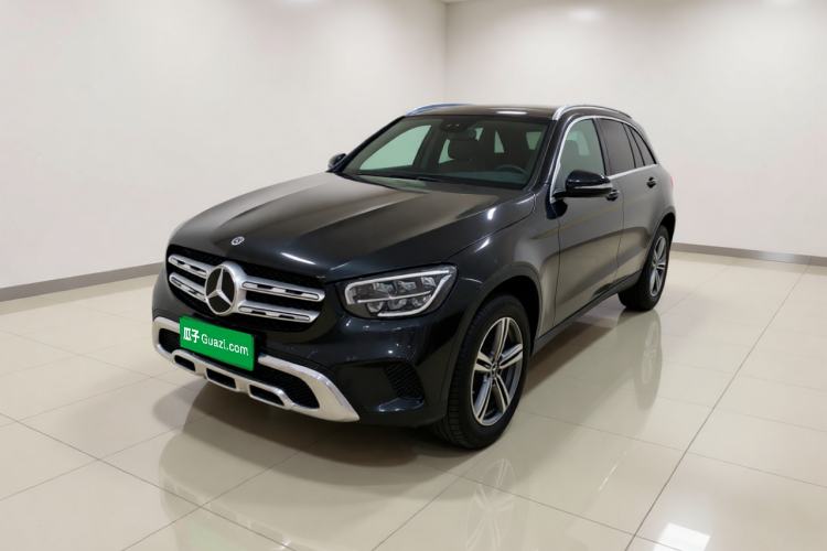 Mercedes-Benz GLC 260 L 2021 — фото 1