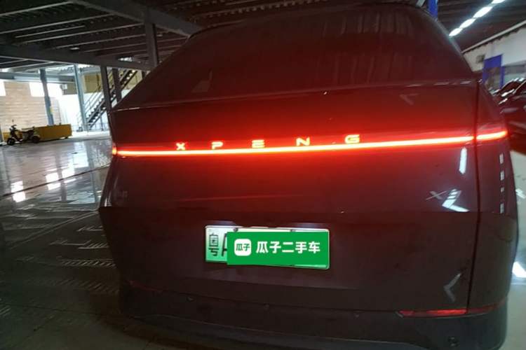 XPeng X9 2025 — 5