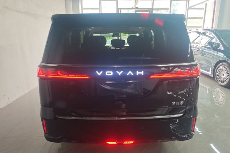 Voyah Dream 2025 — 5