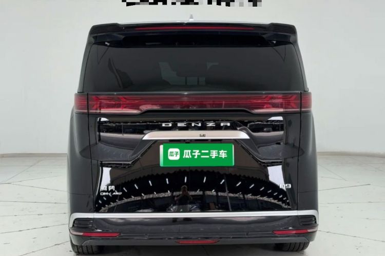 Denza D9 2022 — 5