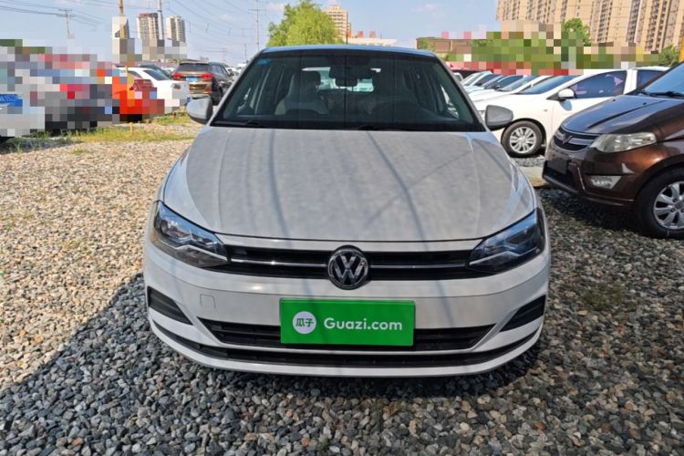 Volkswagen Polo 2019 — 2