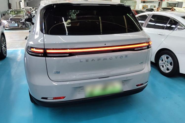 Leapmotor C10 2026 — 5