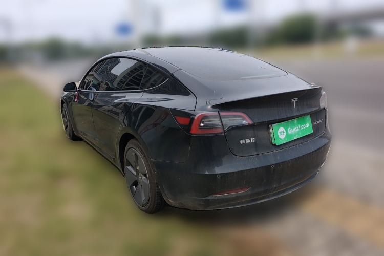 Tesla Model 3 2022 — 4