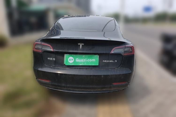 Tesla Model 3 2022 — 5