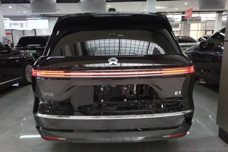 NIO ES8 2026 — 5