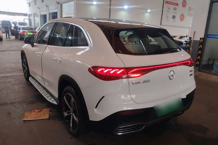 Mercedes-Benz EQE 350 2023 — 4