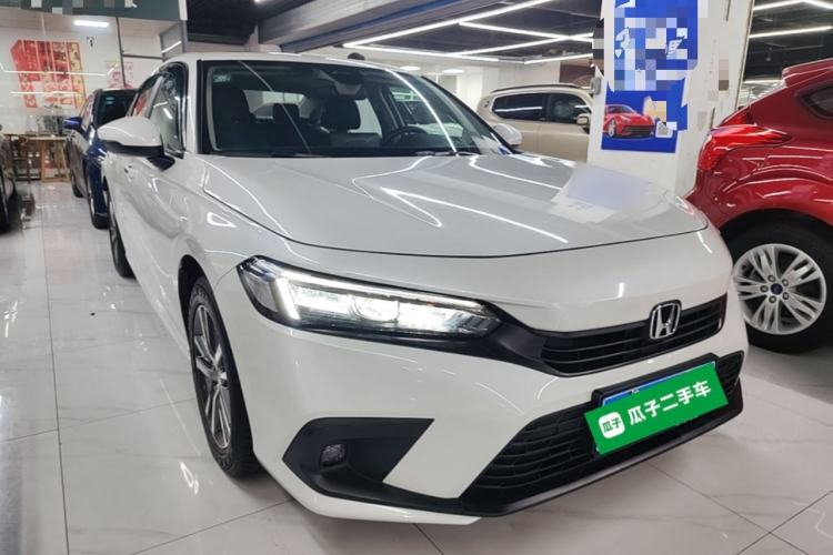 Honda Civic 2023 — 3