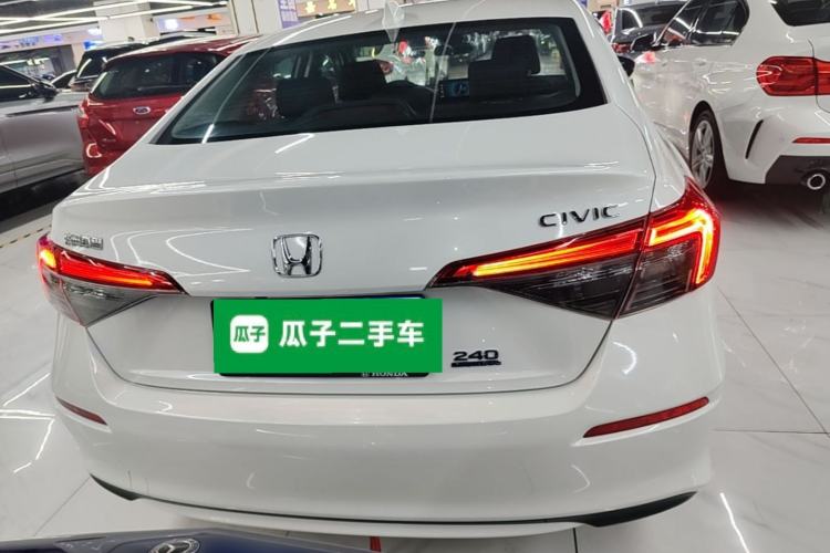Honda Civic 2023 — 5