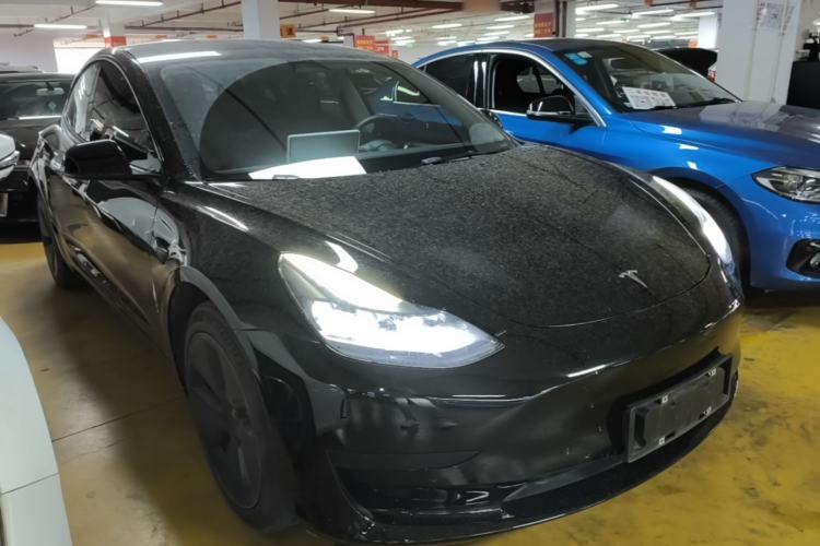 Tesla Model 3 2022 — 3