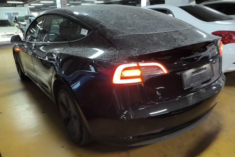 Tesla Model 3 2022 — 4