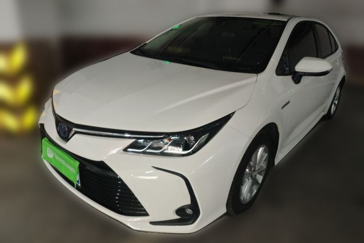 Toyota Corolla 2021 — фото 1