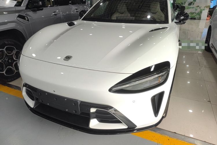Xiaomi Auto YU7 2025 — фото 1