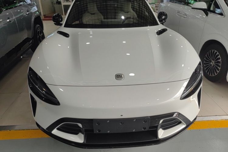 Xiaomi Auto YU7 2025 — фото 2