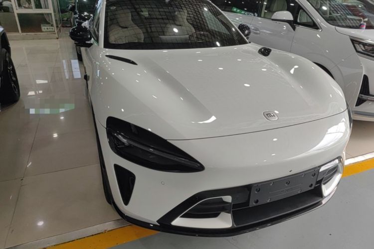 Xiaomi Auto YU7 2025 — фото 3
