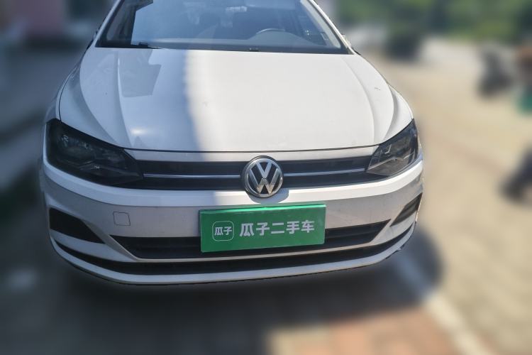 Volkswagen Polo 2019 — 2
