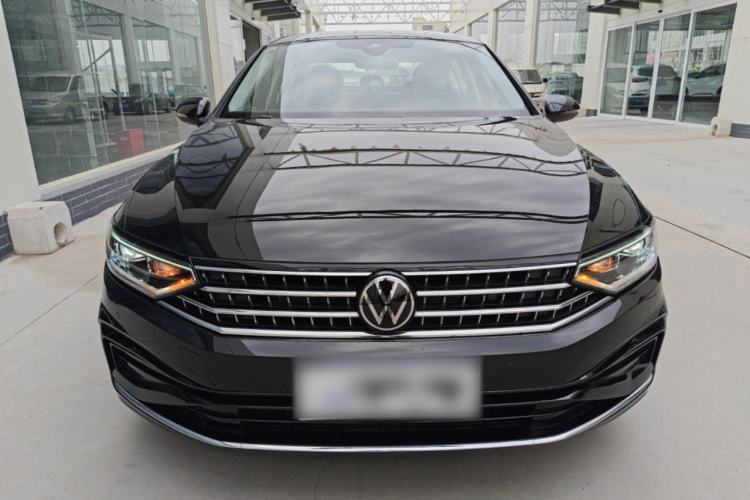 Volkswagen Magotan 2026 — 2