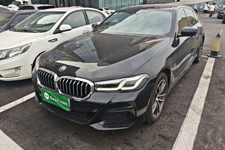 BMW 535Le 2022 — фото 1