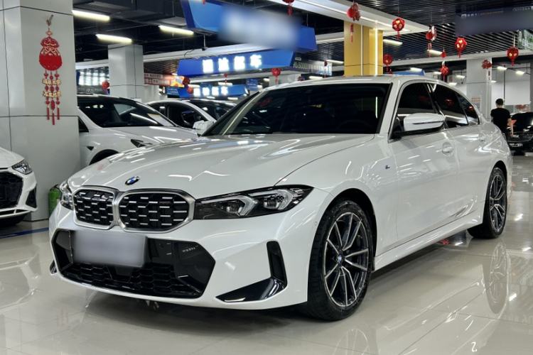 BMW 325i 2025 — фото 1