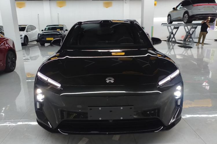 NIO ET5T 2025 — 2