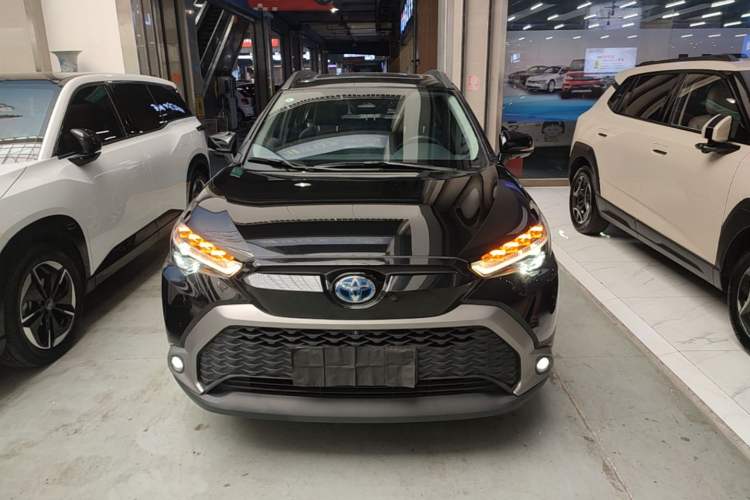 Toyota Corolla Cross 2023 — 2