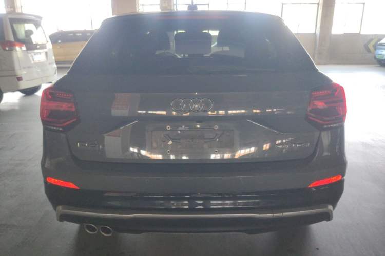 Audi Q2L 2021 — 5