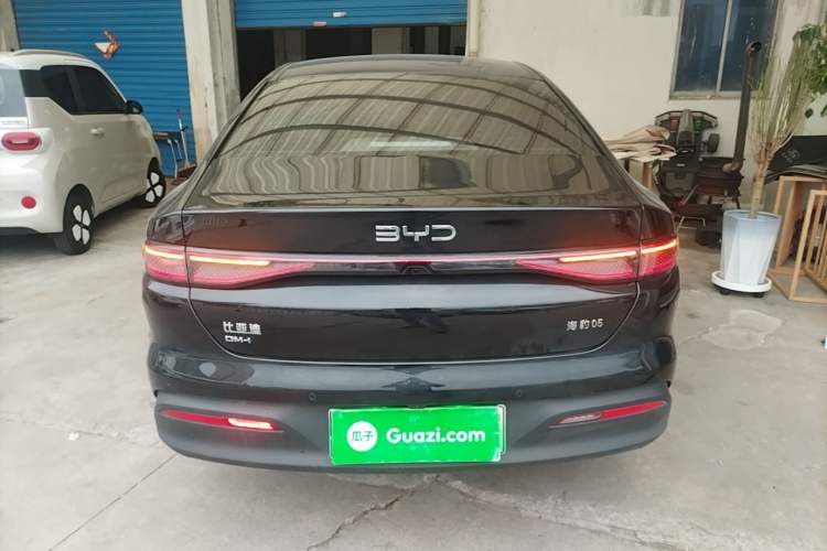 BYD Seal 05 DM-i 2025 — 5