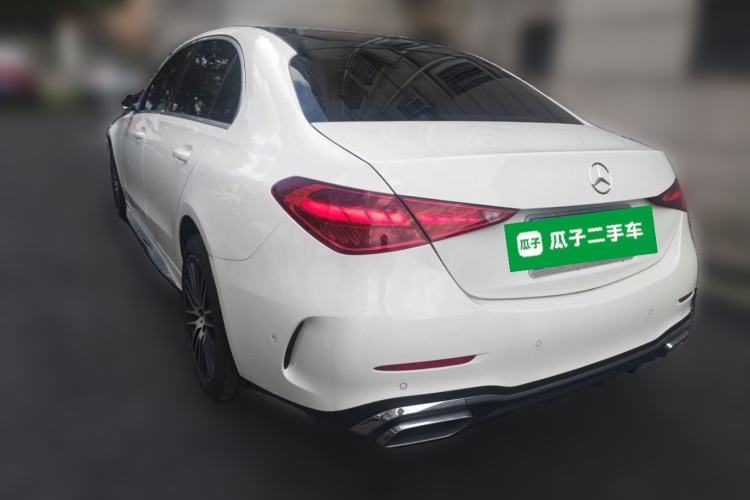Mercedes-Benz C 260 L 2023 — фото 4